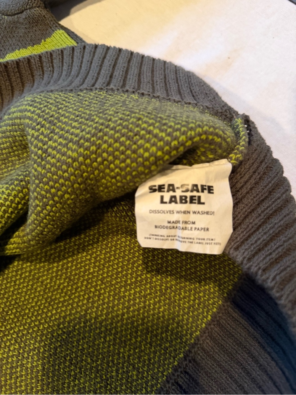 Lucy & Yak Olive Green Sweater with Lime Green Flower - Picture 5 of 7